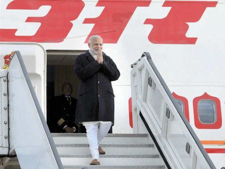 લંડન પહોંચ્યા મોદી