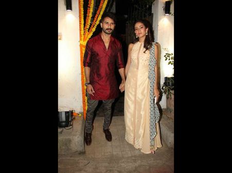 શાહિદ મીરા 