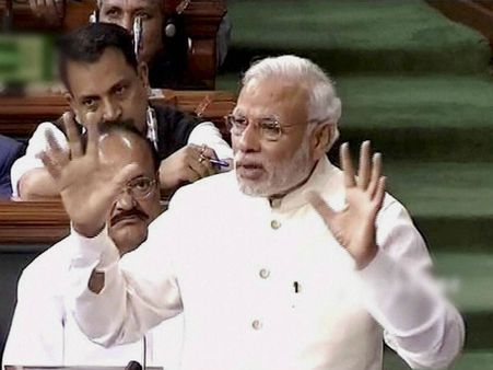 સંવિધાનની ચર્ચા દરમિયાન ભાવુક થયા મોદી 