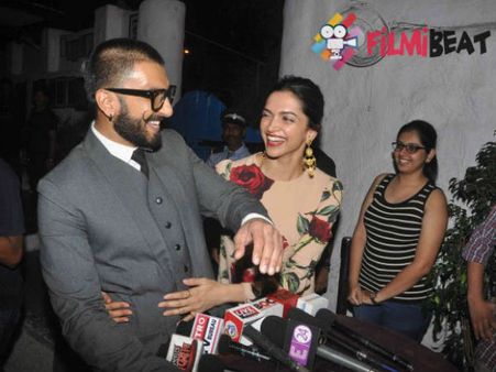 રણવીર કર્યું મીડિયાને સંબોધન 