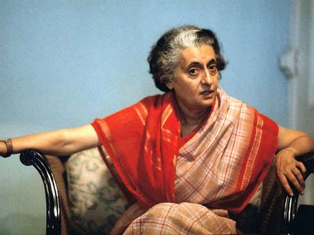 1977 ફરી બંધ 1977 ફરી બંધ