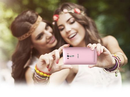 ટિપ્સ: જ્યારે લેવી હોય સેલ્ફી તો આ રીતે કરો મેકઅપ