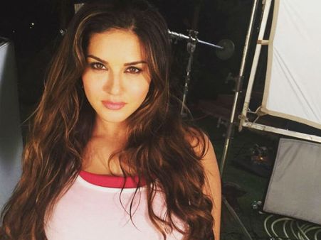 સની લિયોન