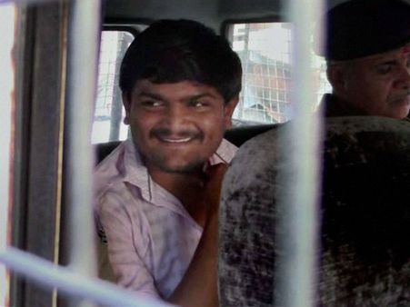 હાર્દિક પટેલ સામે ક્રાઇમ બ્રાન્ચે રજૂ કરી ચાર્જશીટ 