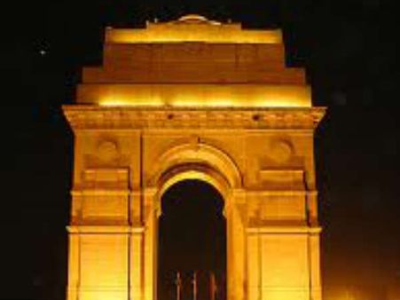 પઠાણકોટમાં ગૂમ થઇ ટેક્સી, દિલ્હીમાં હાઇ એલર્ટ 