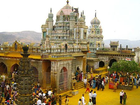 શનિ શિંગણાપુર મંદિરમાં કેમ મહિલાઓના પ્રવેશ પર છે પ્રતિબંધ?