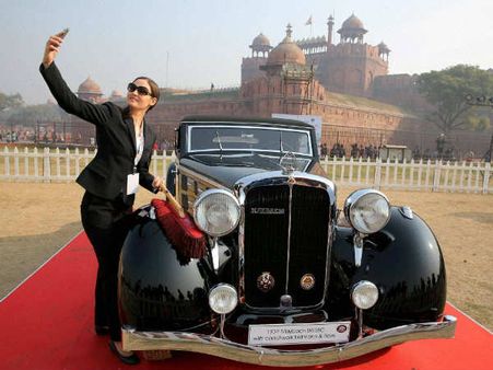 ક્યારે સેલ્ફી લેવું યોગ્ય? ક્યારે સેલ્ફી લેવું યોગ્ય?