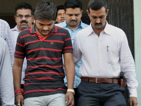 કેમ હાર્દિકને ઘરનું ટીફિન બંધ કર્યું? 