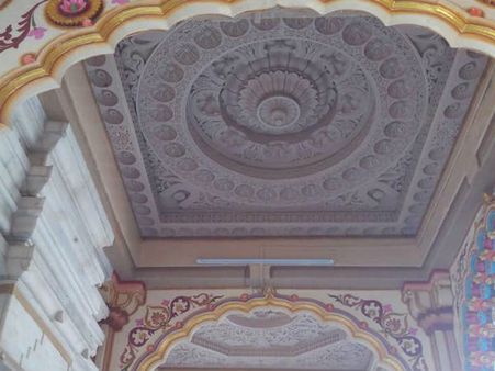 દક્ષિણના મંદિરોથી પ્રેરણા દક્ષિણના મંદિરોથી પ્રેરણા