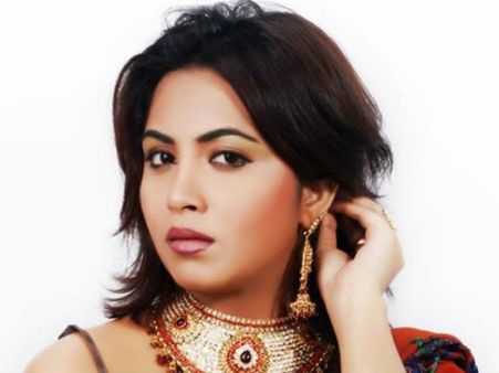 શાહીદ અફ્રિદી સાથે હોટેલમાં રોકાઈ હતી