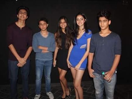 ભાઈ સાથે 