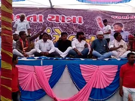 પાટીદાર એકતા યાત્રાના બીજા તબક્કાનો સુરતથી પ્રારંભ 