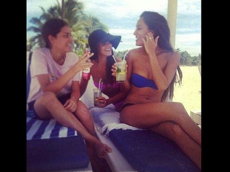 બિકીનીમાં હોટ લીઝા 