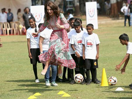 બાળકો સાથે મસ્તી બાળકો સાથે મસ્તી