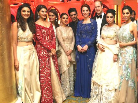 કોણ કોણ આવ્યું હતું? કોણ કોણ આવ્યું હતું?