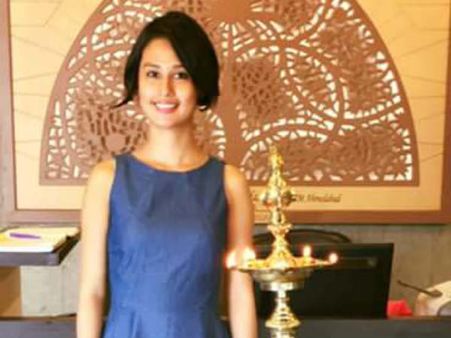 લાંબા વાળ લાંબા વાળ