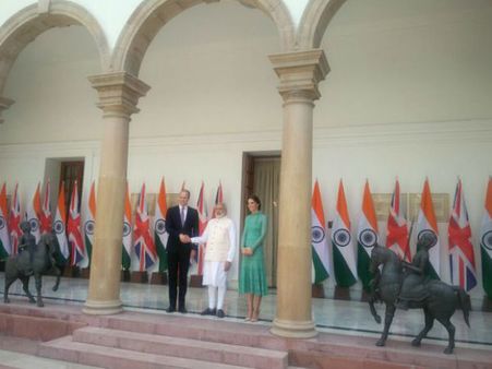 તસવીર: રોયલ કપલ વિલિયમ અને કેટ મળ્યા વડાપ્રધાન નરેન્દ્ર મોદીને