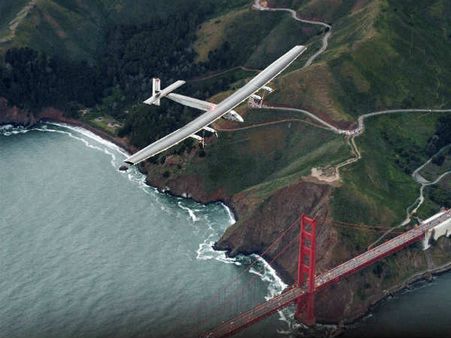 Photos: ઇંધણ વિના ઉડવાવાળા વિમાને પાર કર્યું પ્રશાંત મહાસાગર