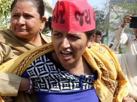 જાણો કેમ પાટીદાર આંદોલનમાંથી રેશ્મા પટેલે કરી પાછીપાની