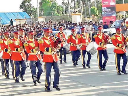 છોટા ઉદેપુરના મુખ્ય કાર્યક્રમમાં ગુજરાતની ઝાંખી 