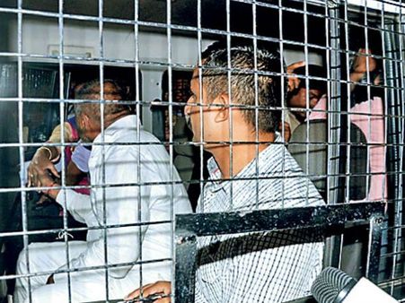 પાટીદારોના ટોળા 