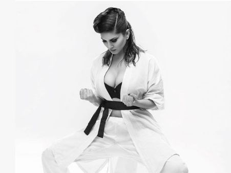 સની લિયોની 