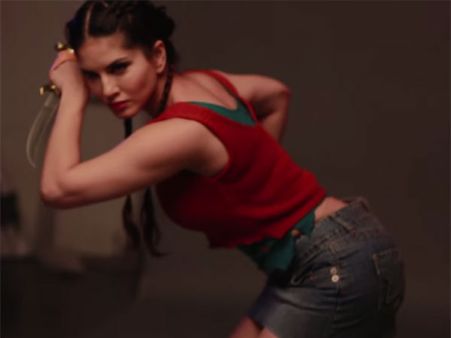 કાતિલ અદા 