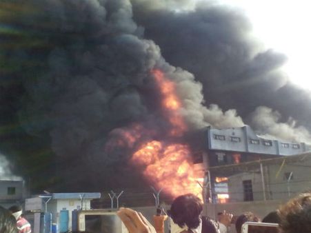 ધોળકા GIDCમાં લાગેલી આગ 18 કલાક બાદ કાબૂમાં આવી 