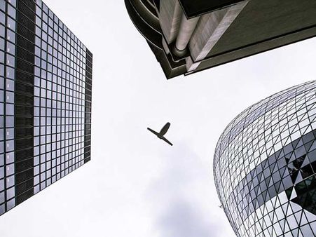 ટેક ઓફ થવા માટે લે છે ઓછી જગ્યા 