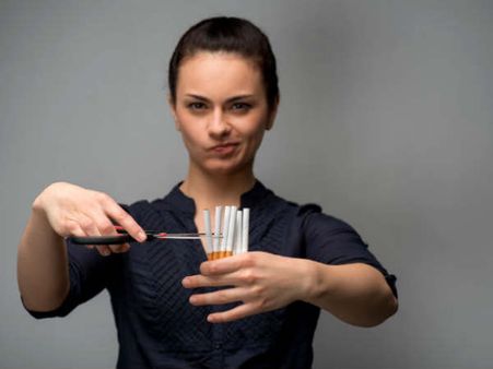 સિગરેટ છોડી રહ્યા છો? તો આ 7 ટિપ્સ ઓછી કરશે તમારી તલપને