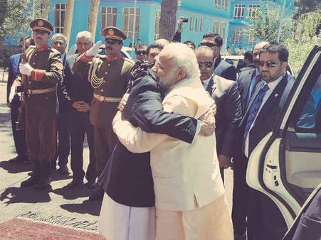 મિત્રતાનો નવો અધ્યાય મિત્રતાનો નવો અધ્યાય