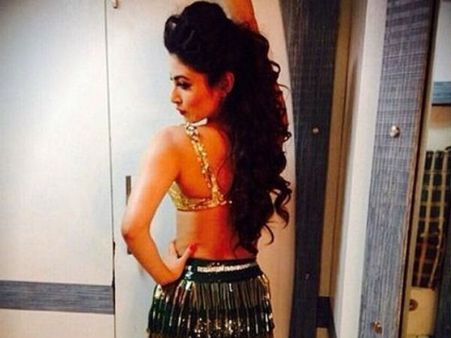 મોની રોય 