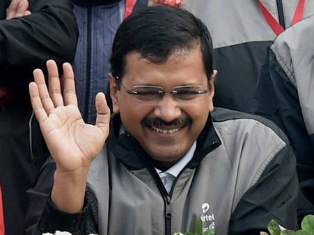 દિલ્હીના ઉપ રાજ્યપાલ પીએમના જાસૂસ છેઃ 'આપ'