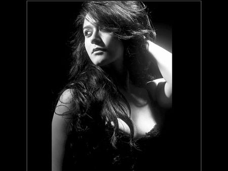 ક્રિષ્ના શ્રોફના હોટ ફોટોશુટની કેટલીક તસવીરો