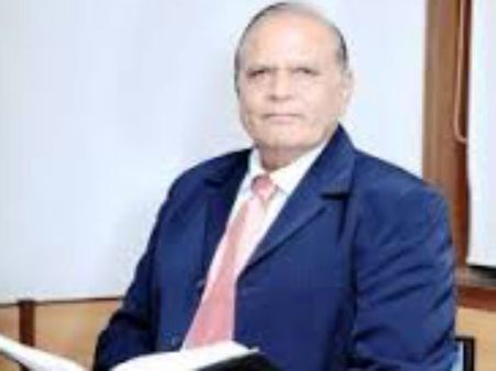 કોર્ટ સામે ન્યાયની આશ 