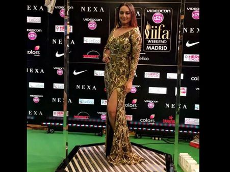 સોનાક્ષી સોનાક્ષી