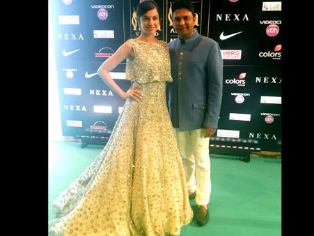 દિવ્યા ખોશલા દિવ્યા ખોશલા