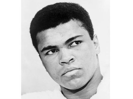 બોક્સિંગ રીંગ થઇ સુની, નથી રહ્યા લીજેંડ મોહમ્મદ અલી