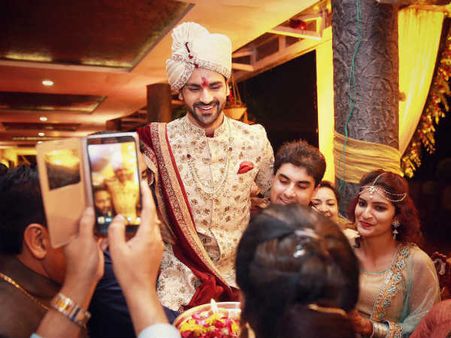 દિવ્યાંકા ત્રિપાઠી 