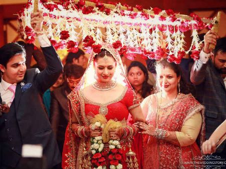 દિવ્યાંકા ત્રિપાઠી 