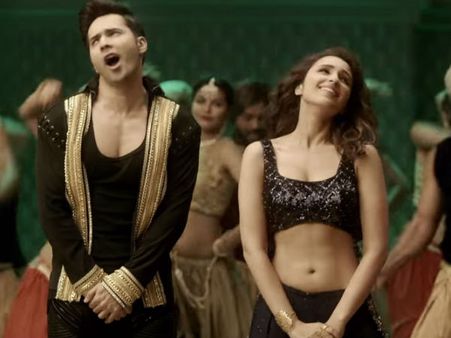 જ્યારે વરુણ અને પરિણીતીએ સેટ પર કિસ કરી.. જ્યારે વરુણ અને પરિણીતીએ સેટ પર કિસ કરી..