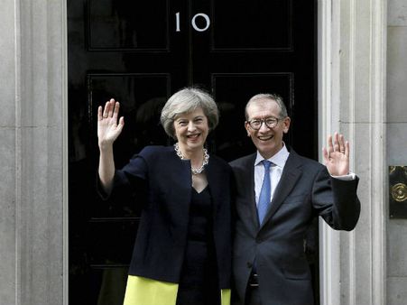 પતિ ફિલિપ મે