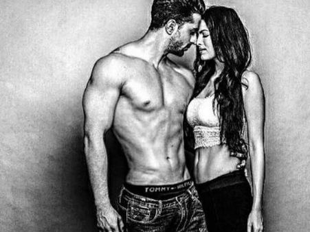 નતાશાની કેટલીક હોટ તસવીરો