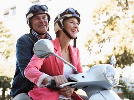 કમર પર હાથ રાખવાનો મોકો 