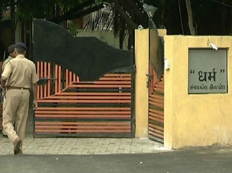 આનંદીબેન પરિવાર સાથે ગાળશે નિવૃત જીવન, નહીં બને રાજ્યપાલ