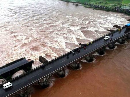 મુંબઈ-ગોવા પુલ દુર્ઘટનામાં મરણાંક 14 થયો