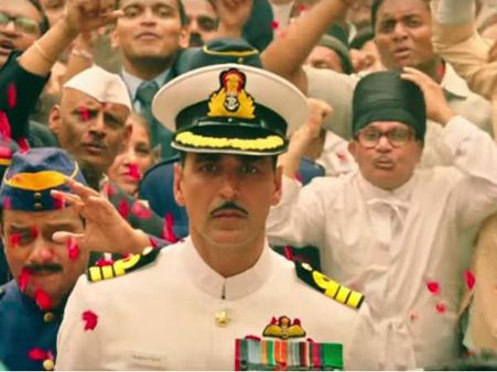 અક્ષય કુમાર vs રિતિક રોશન અક્ષય કુમાર vs રિતિક રોશન