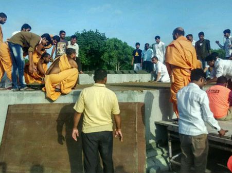 સંતો કરાવશે સ્થાન 