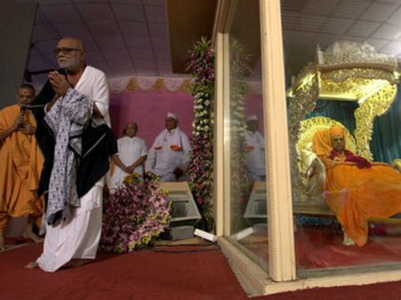 પ્રમુખ સ્વામીના અંતિમ વિધિની તસવીરો 