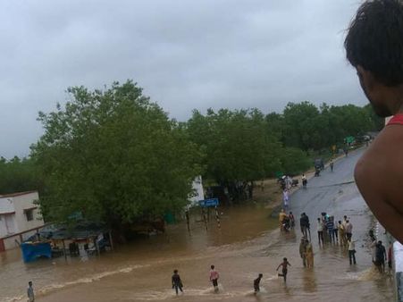 પાલનપુર, આબુ પણ બેહાલ